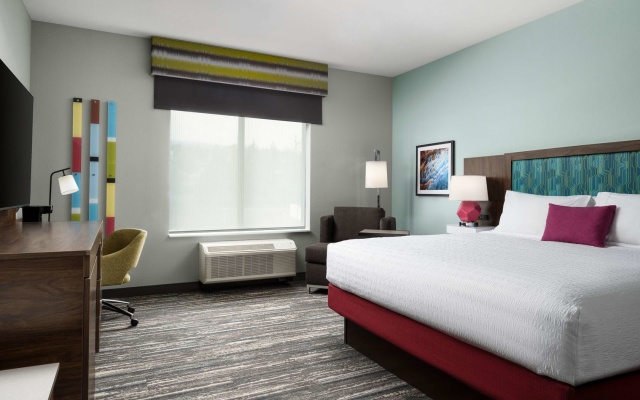 photo 2 of Hampton Inn Redmond Bend Airport, OR