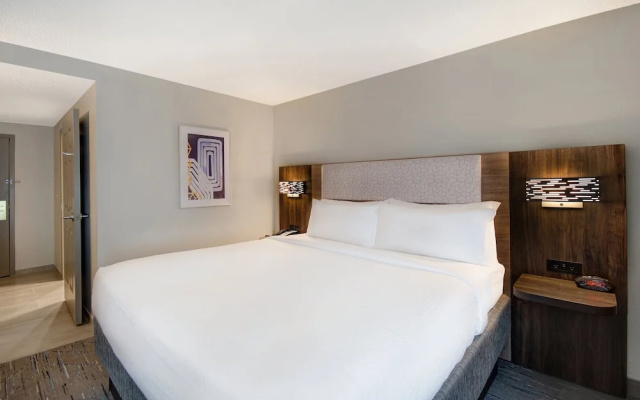 photo 3 of Hampton Inn Rochester South