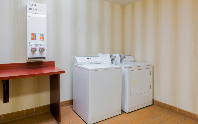 photo 4 of Hampton Inn San Marcos, CA