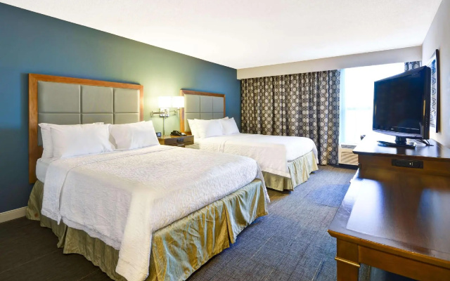 photo 4 of Hampton Inn Sarasota - I-75 Bee Ridge