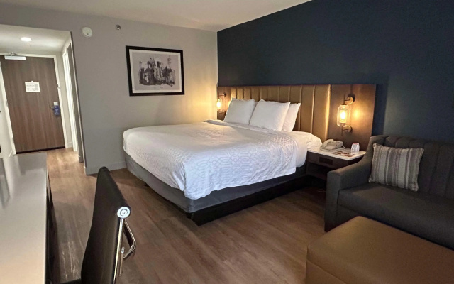 photo 4 of Best Western Plus Meadowlands
