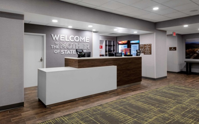photo 2 of Hampton Inn Gretna - Altavista - Chatham