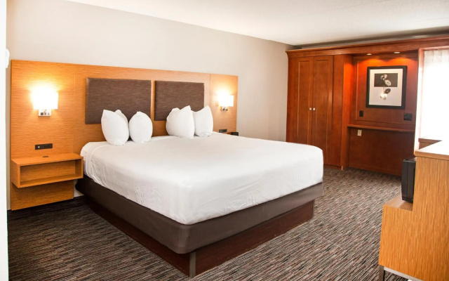 photo 5 of MainStay Suites Springfield IL