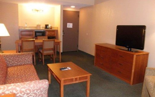 photo 2 of Quality Inn Florissant - St Louis