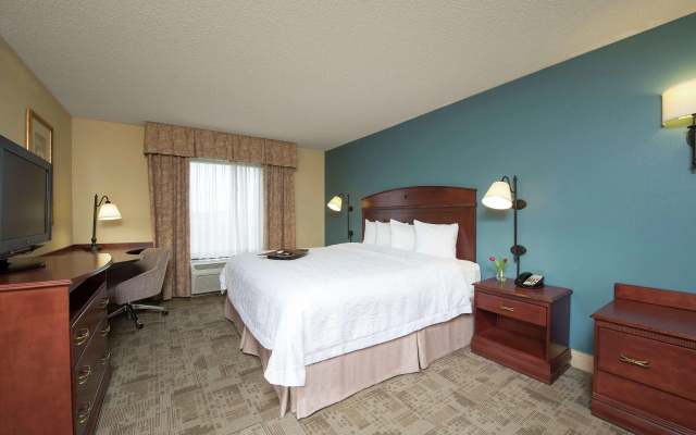 photo 4 of Hampton Inn & Suites Bloomington-Normal