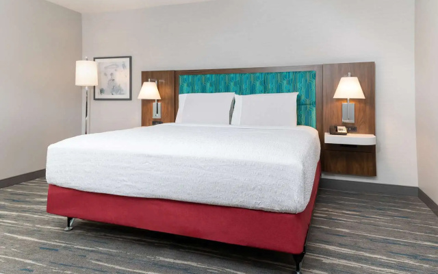 photo 4 of Hampton Inn & Suites by Hilton Santa Rosa Sonoma Wine Country