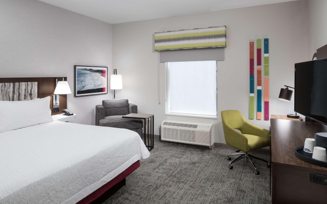 photo 5 of Hampton Inn & Suites Cape Canaveral Cruise Port