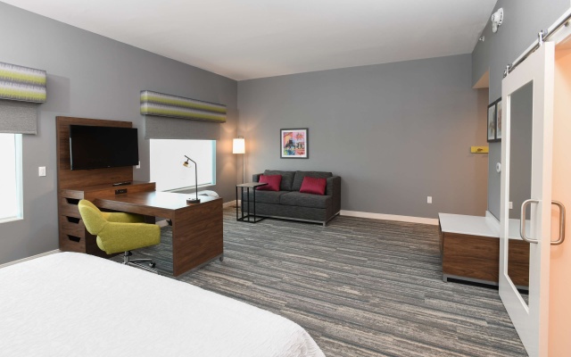photo 2 of Hampton Inn & Suites Cincinnati Liberty Township
