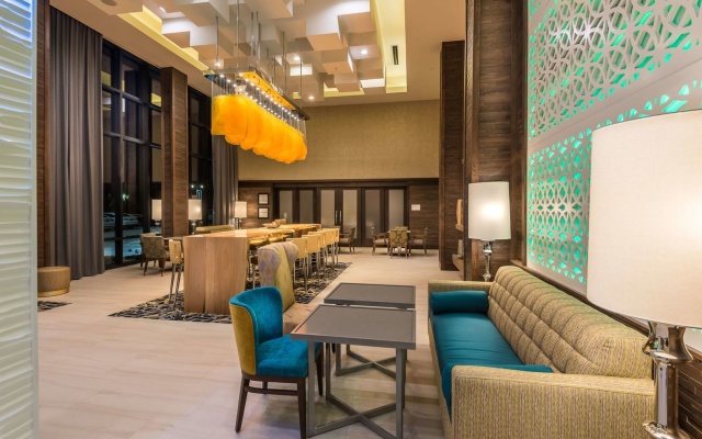 photo 2 of Hampton Inn & Suites Dallas The Colony