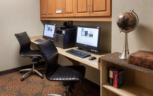 photo 3 of Hampton Inn & Suites Forest Park