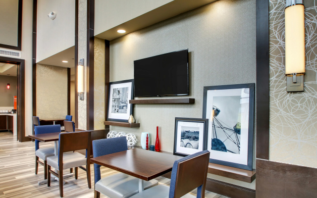 photo 4 of Hampton Inn & Suites Greenville Airport, SC