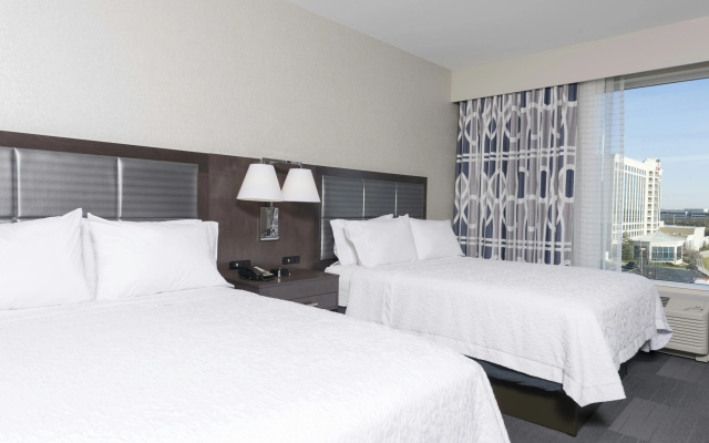 photo 3 of Hampton Inn & Suites Indianapolis-Keystone