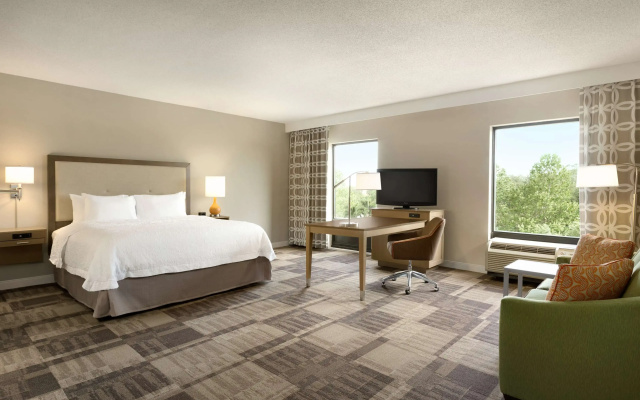 photo 4 of Hampton Inn & Suites Largo
