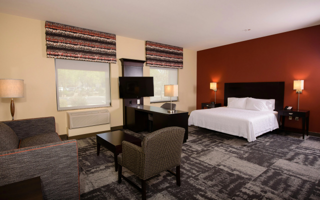photo 4 of Hampton Inn & Suites Phoenix Chandler-Fashion Center AZ
