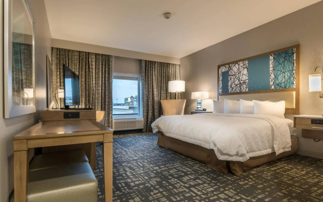 photo 4 of Hampton Inn & Suites Dallas-The Colony, TX