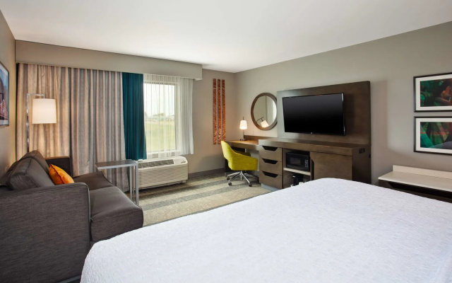 photo 5 of Hampton Inn Union City