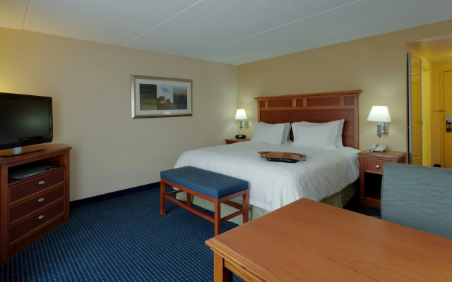 photo 4 of Hampton Inn Warrenton