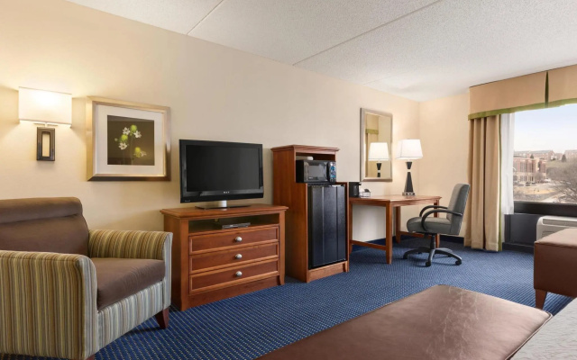 photo 5 of Hampton Inn Warrenton