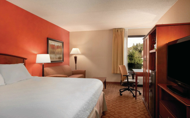 photo 4 of Hampton Inn by Hilton York