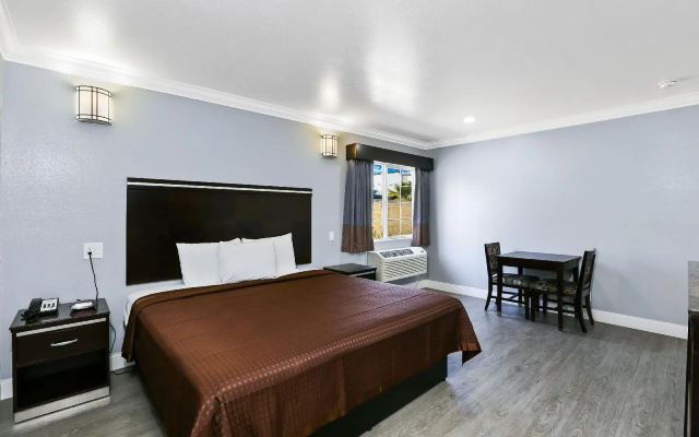 photo 5 of 3rd Avenue Inn