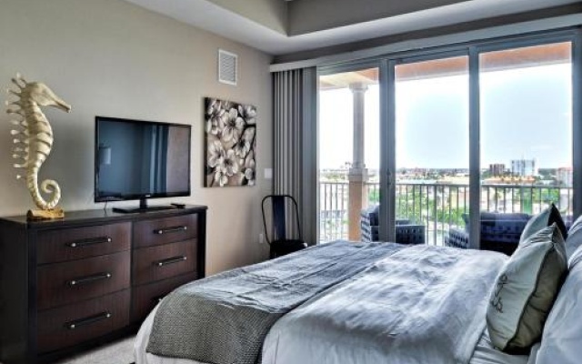 photo 4 of Harborview Grande 700 Waterfront Condo