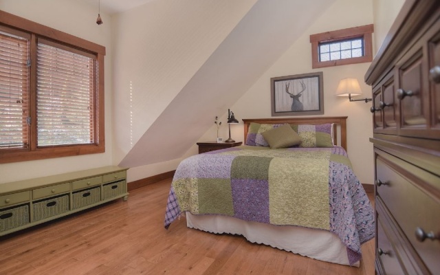 photo 4 of Harmony Hill - 5 Br Cabin