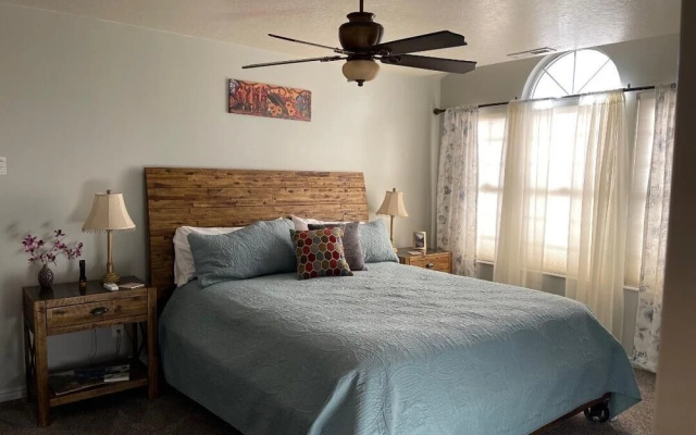 photo 3 of Harvest House Bed & Breakfast