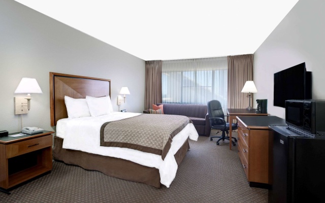 photo 3 of Value Suites Extended Stay - Arlington