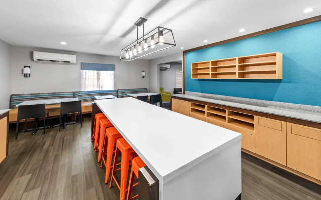 photo 4 of MainStay Suites Cincinnati Blue Ash