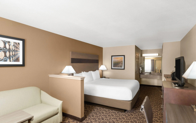 photo 4 of Hawthorn Suites by Wyndham Napa Valley
