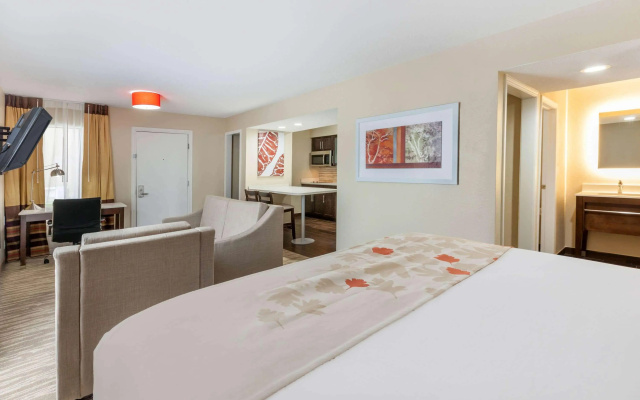 photo 5 of Hawthorn Suites by Wyndham Detroit Southfield
