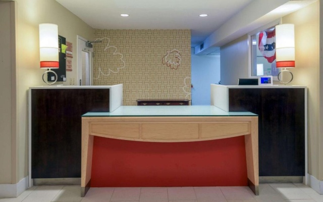 photo 2 of MainStay Suites Hartford Meriden