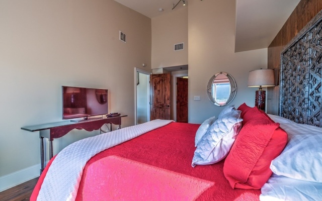 photo 5 of Heart of Asheville - 4 Br Home