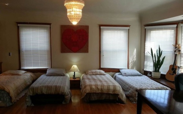photo 4 of Heart of Koreatown Pilgrim House