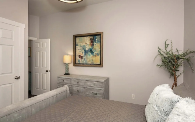 photo 3 of Heart of Mainstrasse Apt 2