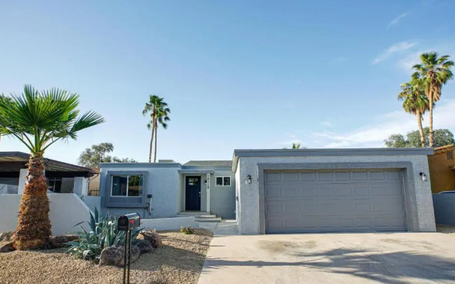 photo 2 of Heatherbrae Phoenix 3 Bedroom Home by RedAwning