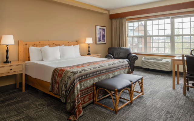 photo 5 of Heathman Lodge