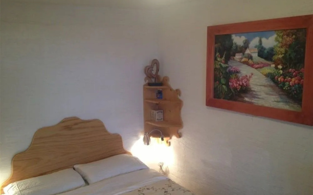 photo 2 of Herbivorian House