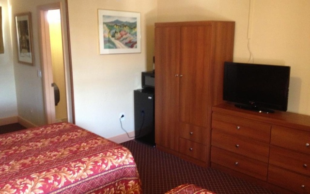 photo 2 of Hialeah Airport Motel