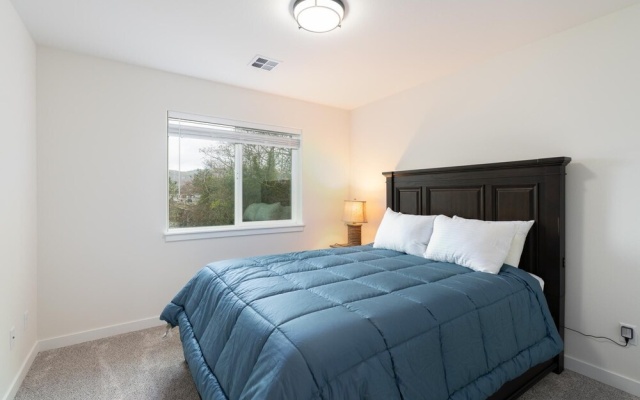 photo 4 of Hideaway in Seaside