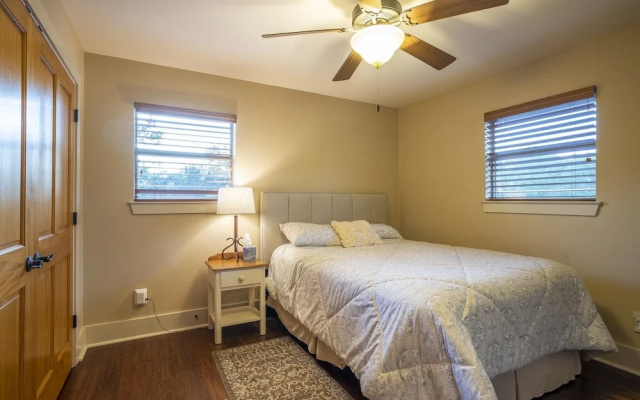 photo 3 of Hilltop Hideaway 14438 by RedAwning