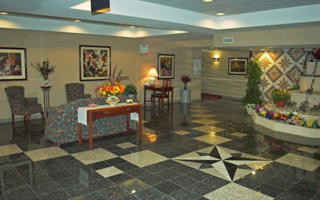 photo 2 of Aderi Hotel Niantic