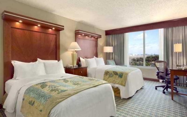 photo 3 of Hilton Fort Lauderdale Airport