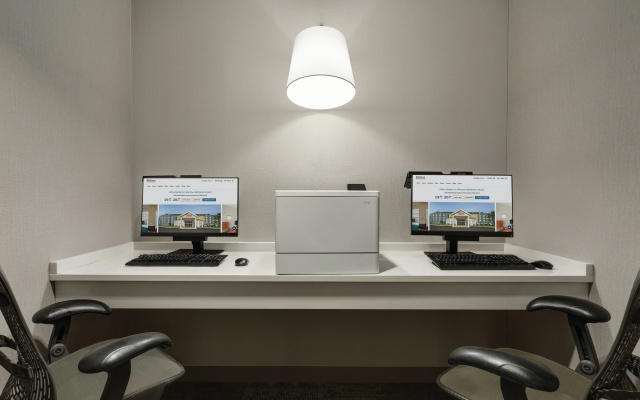photo 3 of Hilton Garden Inn Allentown Bethlehem Airport