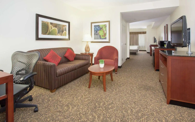 photo 5 of Hilton Garden Inn Avondale