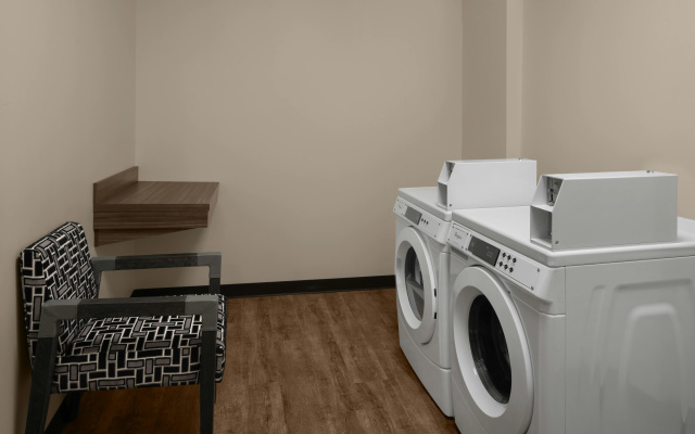 photo 3 of Hilton Garden Inn Grand Prairie At Epiccentral