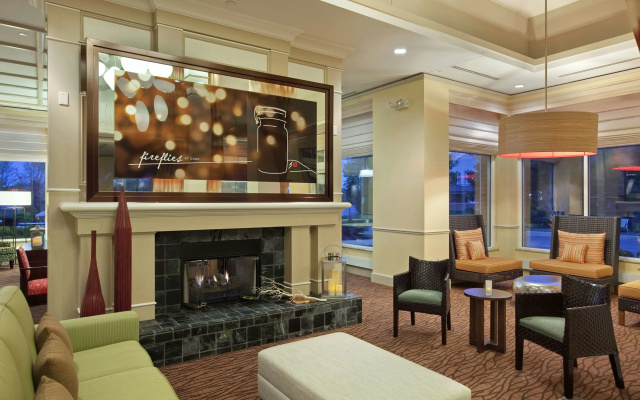 photo 2 of Hilton Garden Inn Hoffman Estates