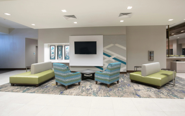 photo 4 of Hilton Garden Inn Omaha Aksarben Village