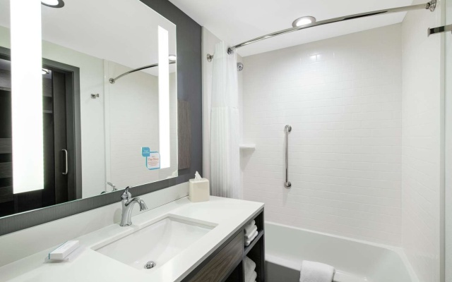 photo 3 of Hilton Garden Inn Pittsburgh Area Beaver Valley