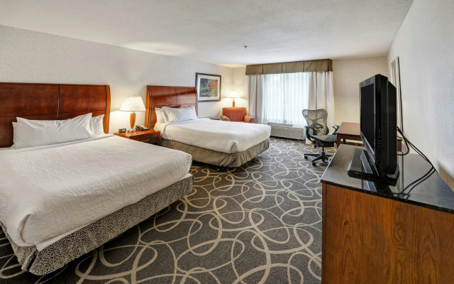 photo 3 of Hilton Garden Inn Portland Airport